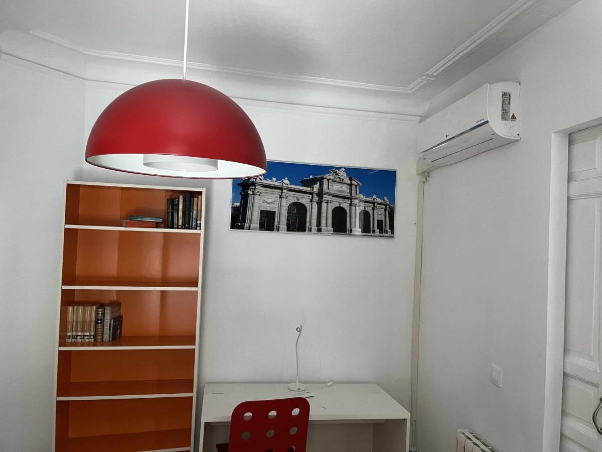 Piso Confortable Y Centrico Leilighet Madrid Eksteriør bilde